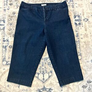 St. John’s Bay Women's Capri Jeans